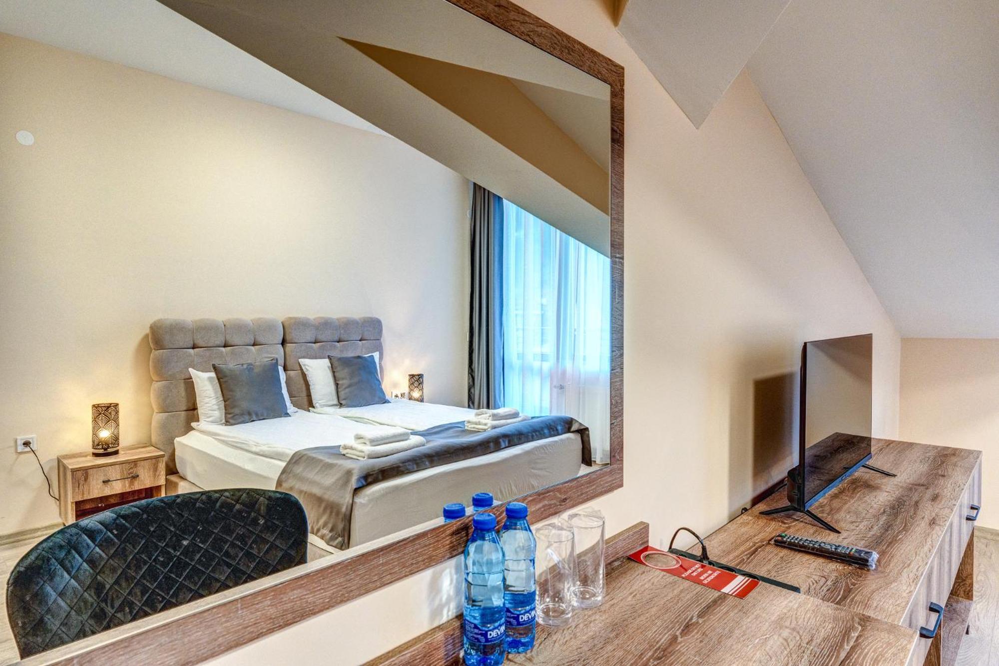 Valemo Apart House Девин Екстериор снимка